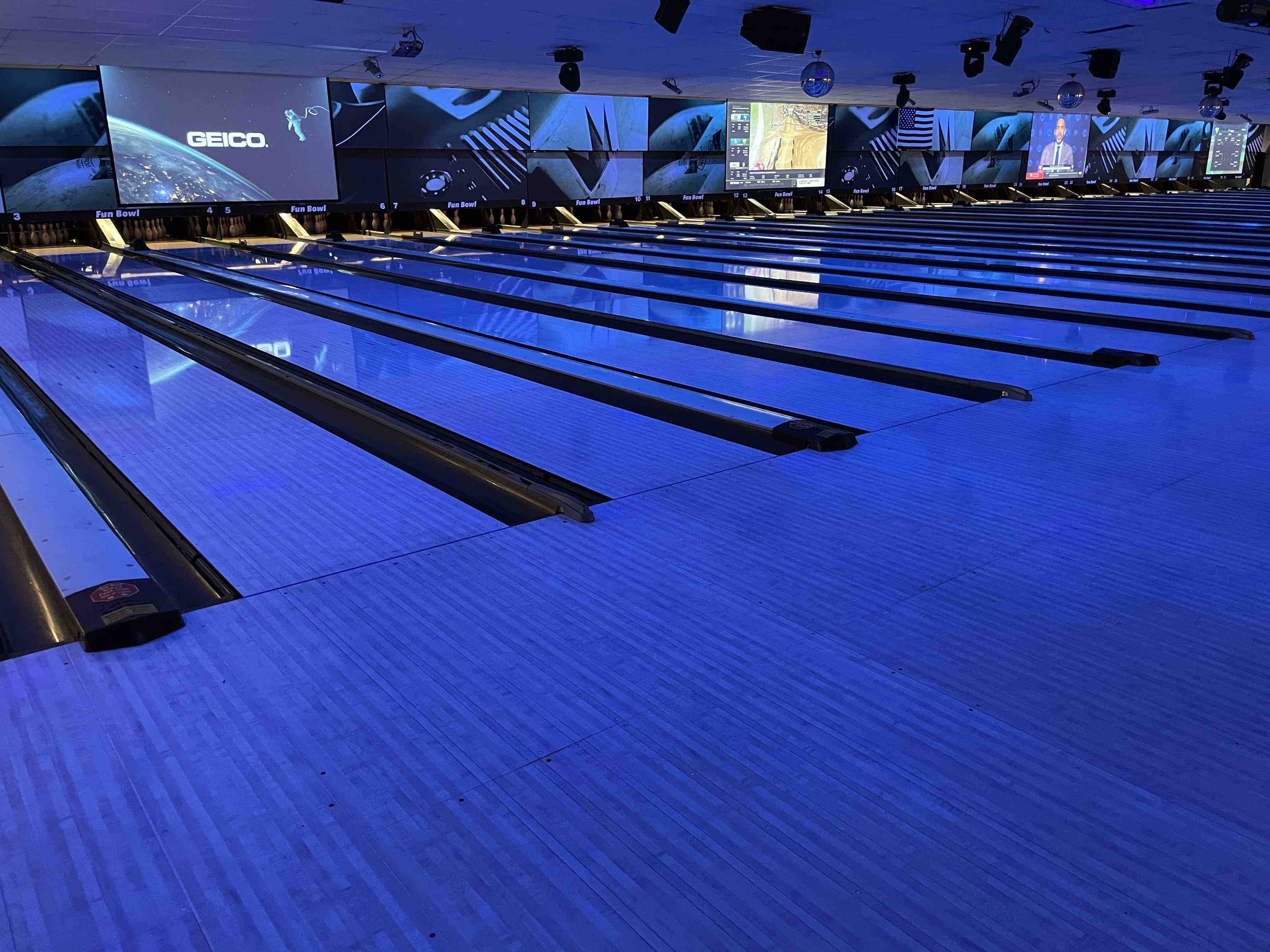 Bowling lanes at Fun Bowl Fayette County