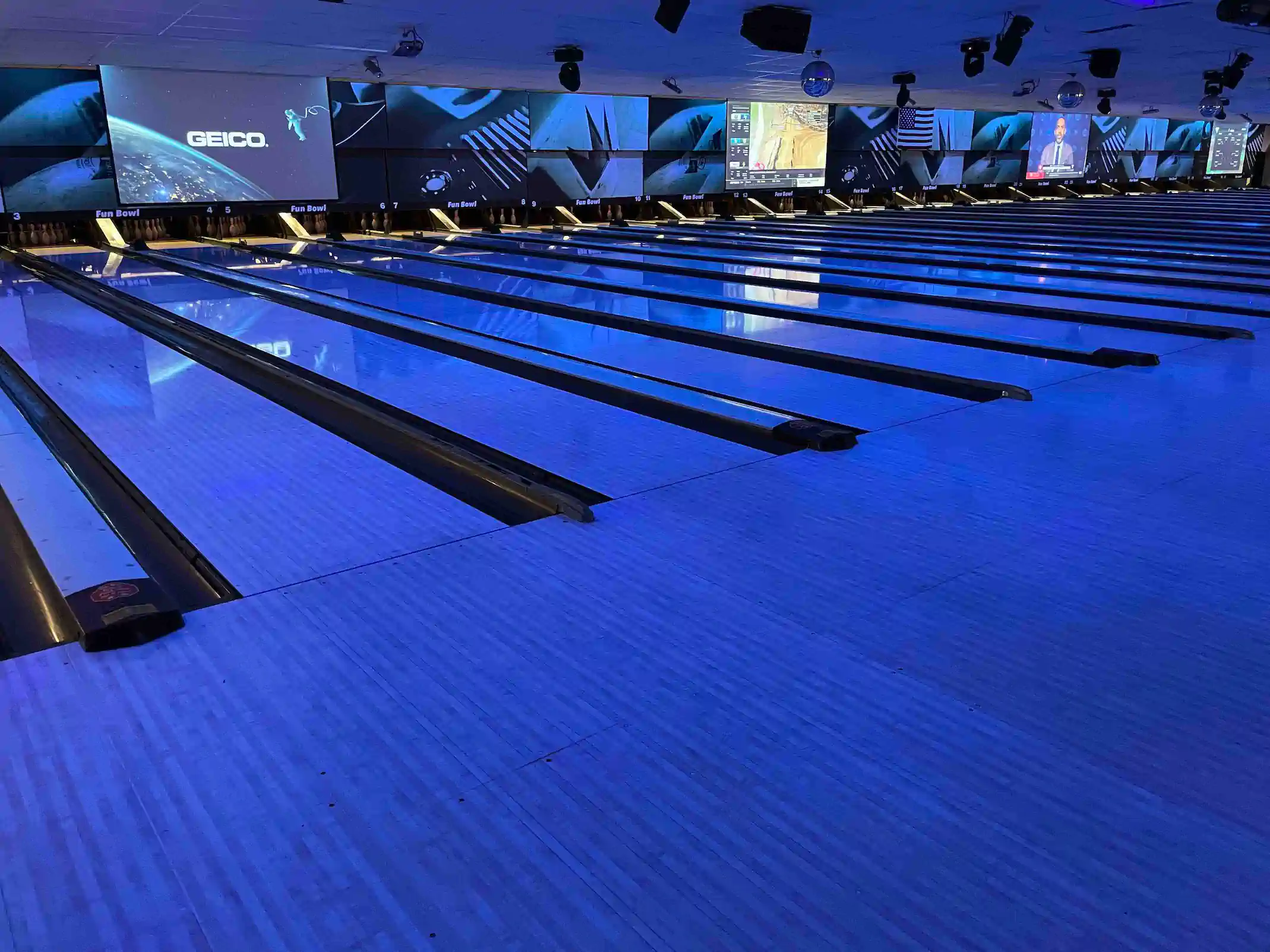Bowling lanes at Fun Bowl Fayette County