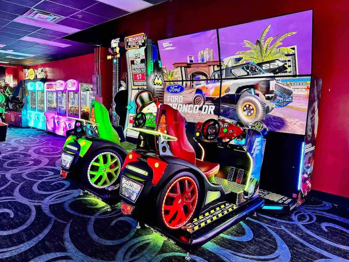 Arcade games at Fun Bowl Henry County